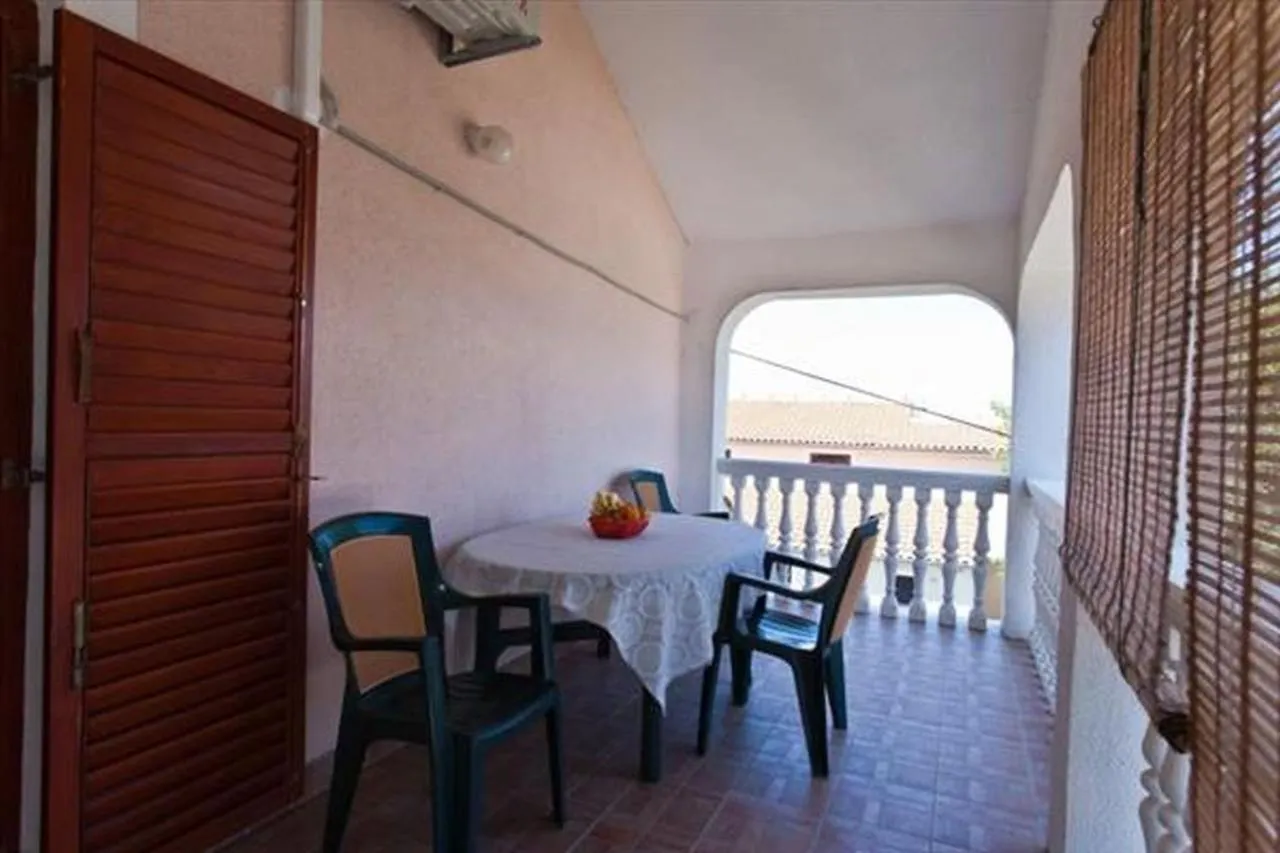 Apartments Katic Vantacici