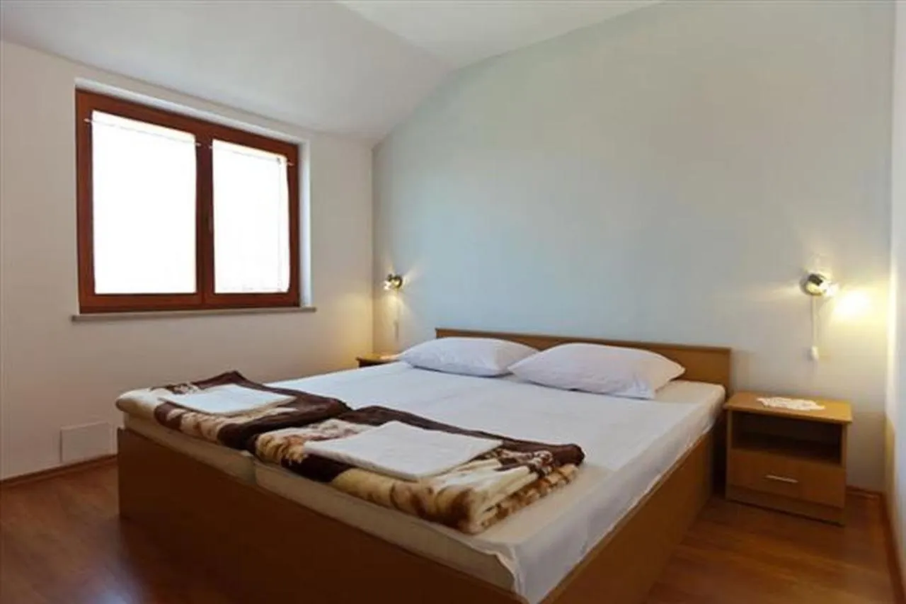 Apartments Katic Vantacici 0*,