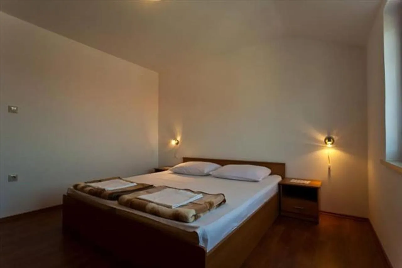 Apartments Katic Vantacici