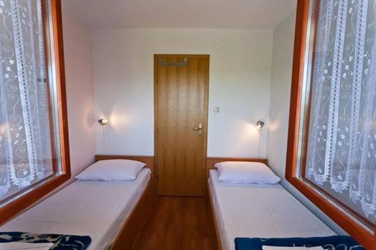 Apartments Katic Vantacici