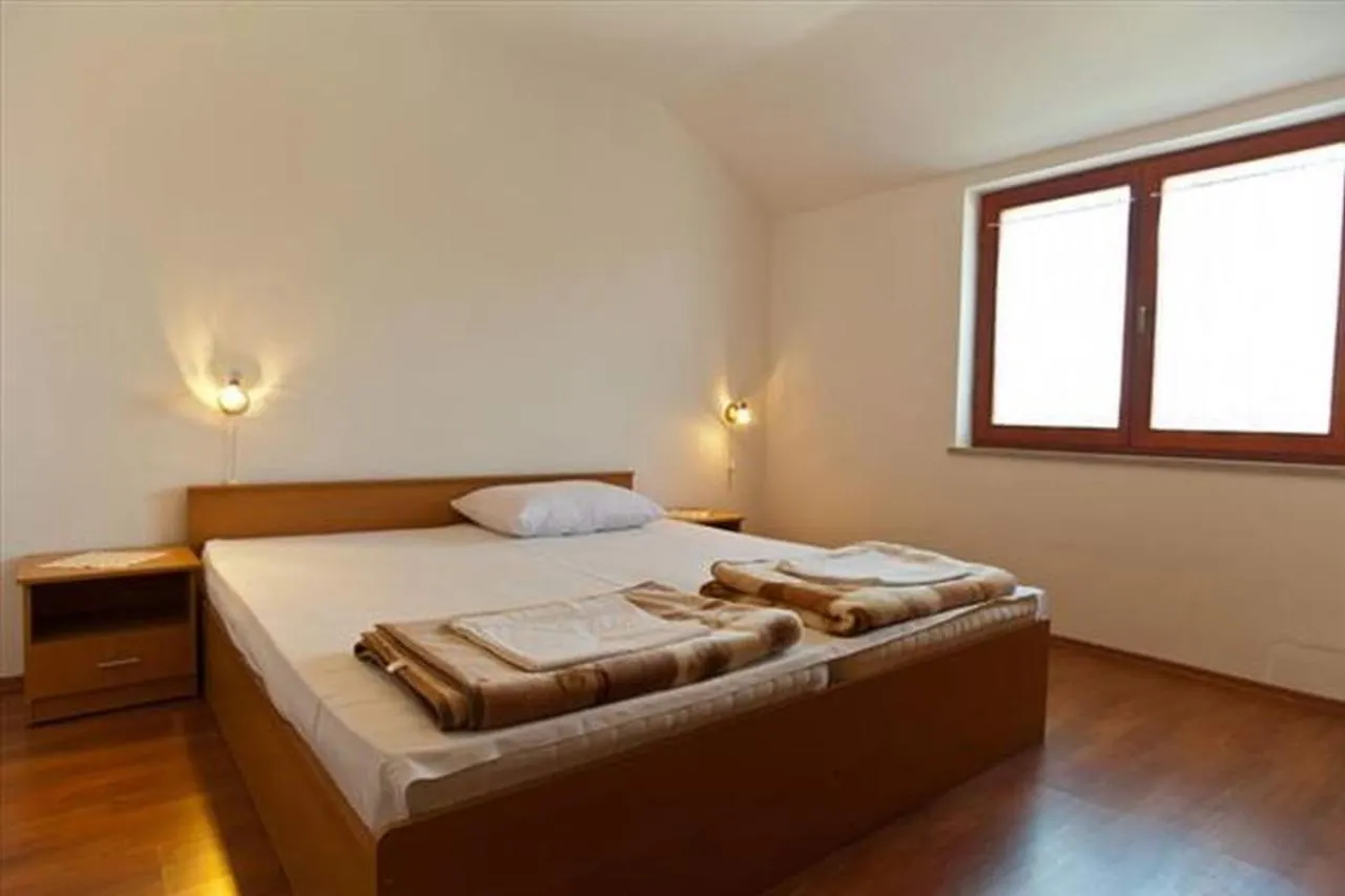Apartments Katic Vantacici