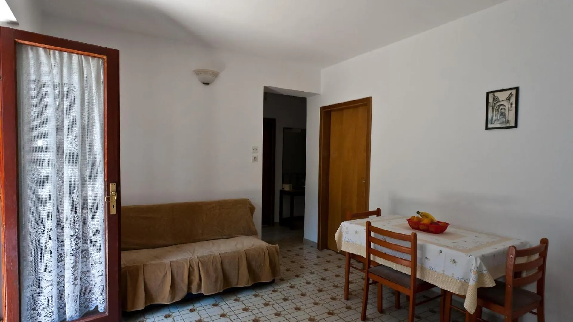 Apartments Katic Vantacici